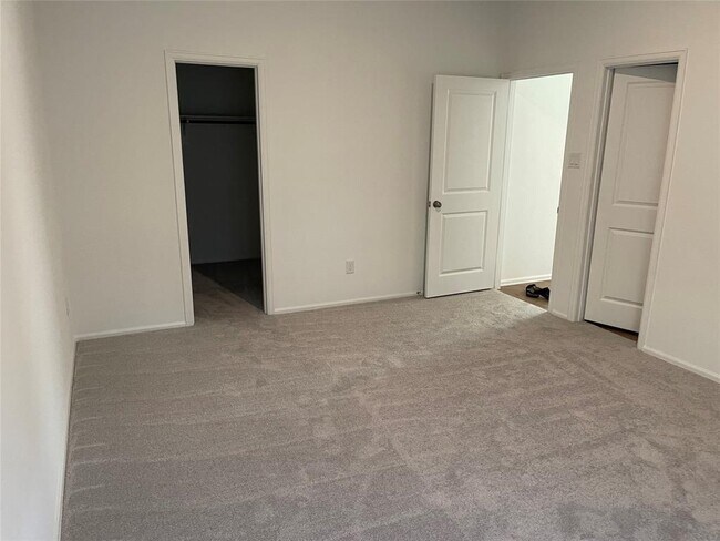 Building Photo - 1507 Twilight Grn Dr
