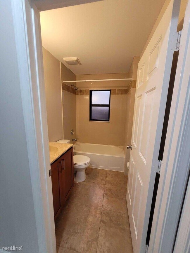 Building Photo - 3 br, 2 bath House - 7605 Woodland Creek Ln