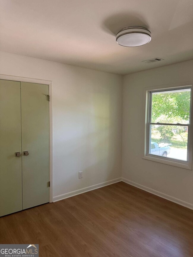 Building Photo - 6632 Stark Ct