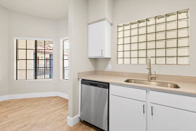 Foto del edificio - Fountain Palms