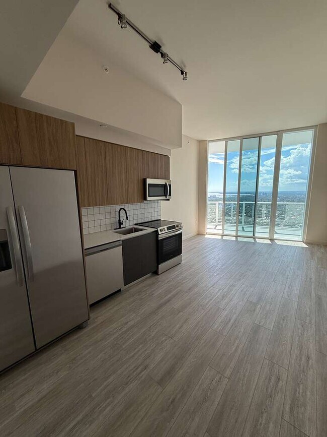 Foto del edificio - 521 SW 4th Ave