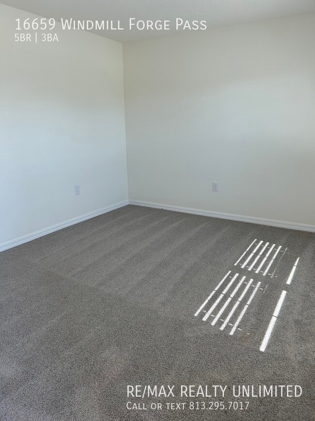 Building Photo - SECTION 8 WELCOME! 16659 Windmill Forge Pa...