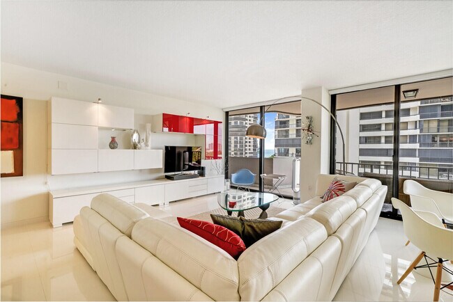 Building Photo - 4200 N Ocean Dr