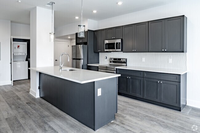 2BR, 2BA - 912 - 845SF - Cocina - The Allengrove