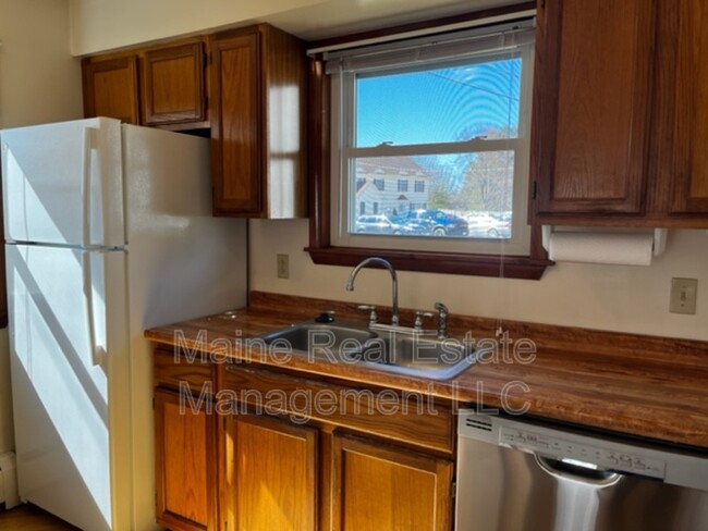 Building Photo - 9 Hanover Pl