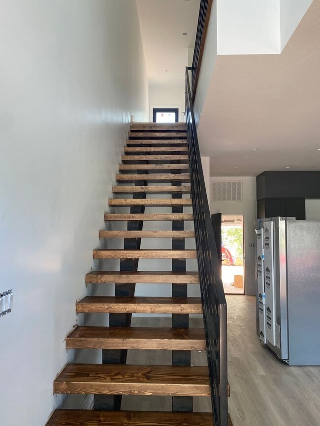 Building Photo - Edge Luxury Townhomes