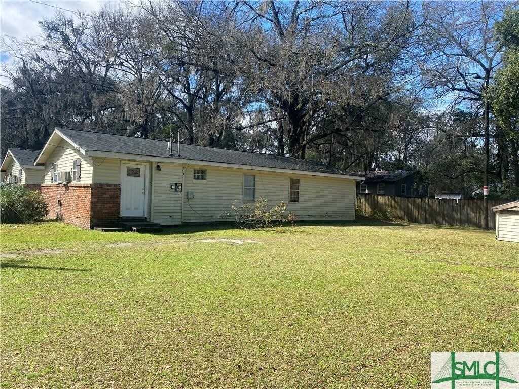 Primary Photo - 308 Strickland St