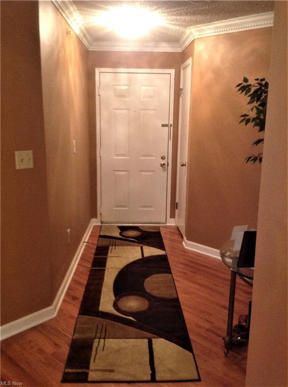 Foto del edificio - 200 Fox Hollow Dr