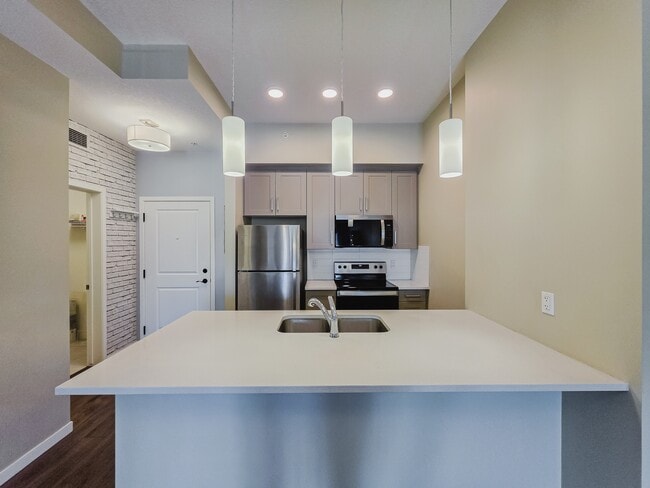 Building Photo - 30 Mahogany Mews SE