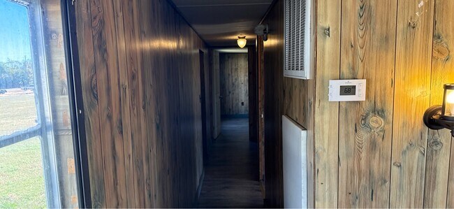 Foto del edificio - 112 W Spruce