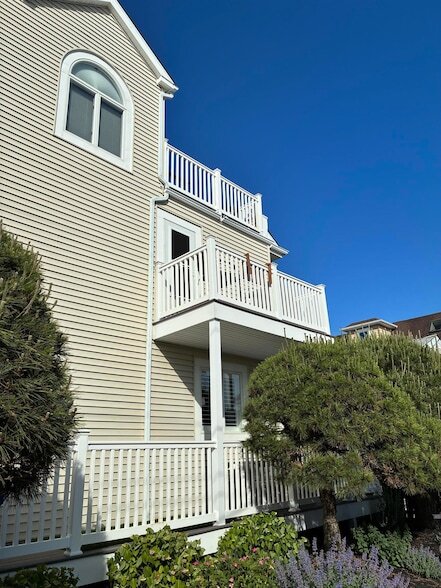 Building Photo - 219 N 36th Ave