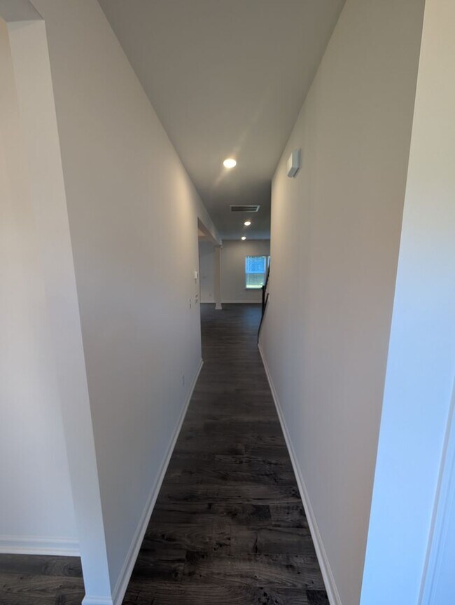 Foto del edificio - NEW CONSTRUCTION 4BD/2.5 Home in Stonebrid...