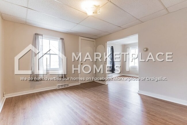 Building Photo - 315 W Carpenter St