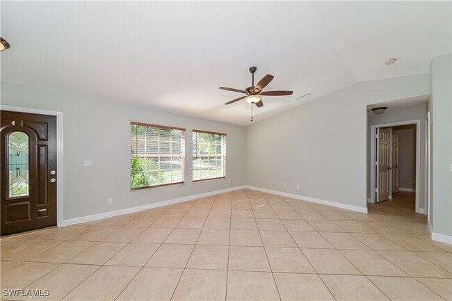 Building Photo - 2750 Trilby Ave