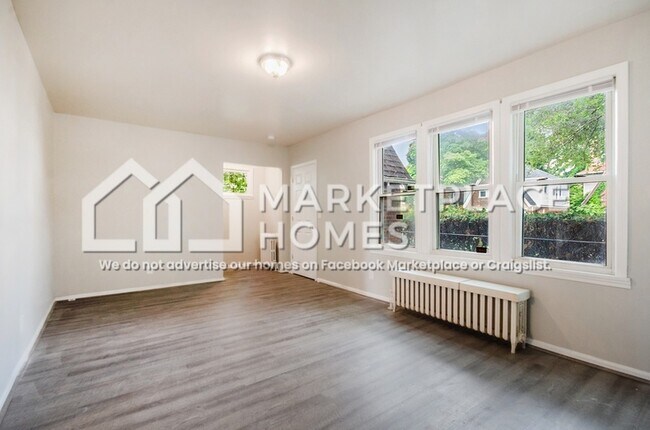 Foto del edificio - 16247 Washburn St