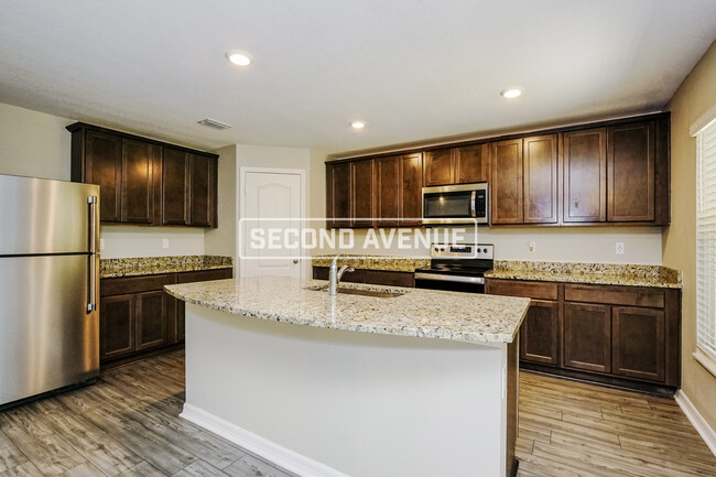 Building Photo - 3 Ripton PL