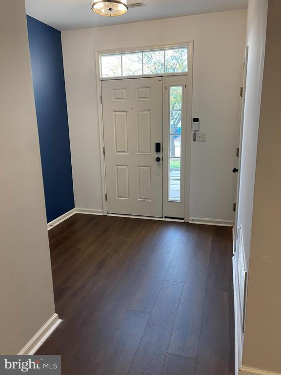 Foto del edificio - 310 Norwalk Way