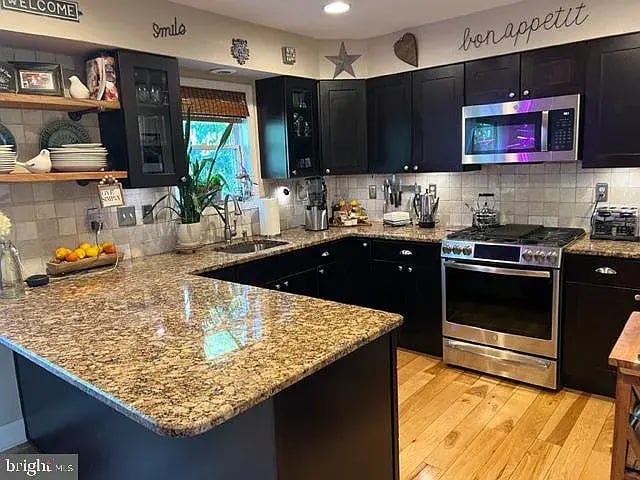 Building Photo - 339 Ivanhoe Ct