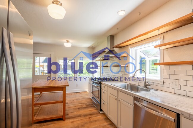 Foto del edificio - 4832 NE 7th Ave