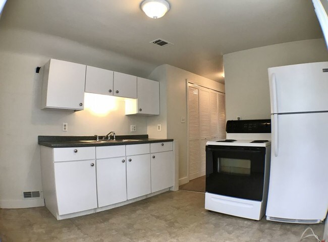 Foto del edificio - 3030 Grayson St