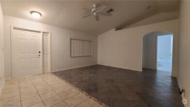 Building Photo - 3106 10th St W