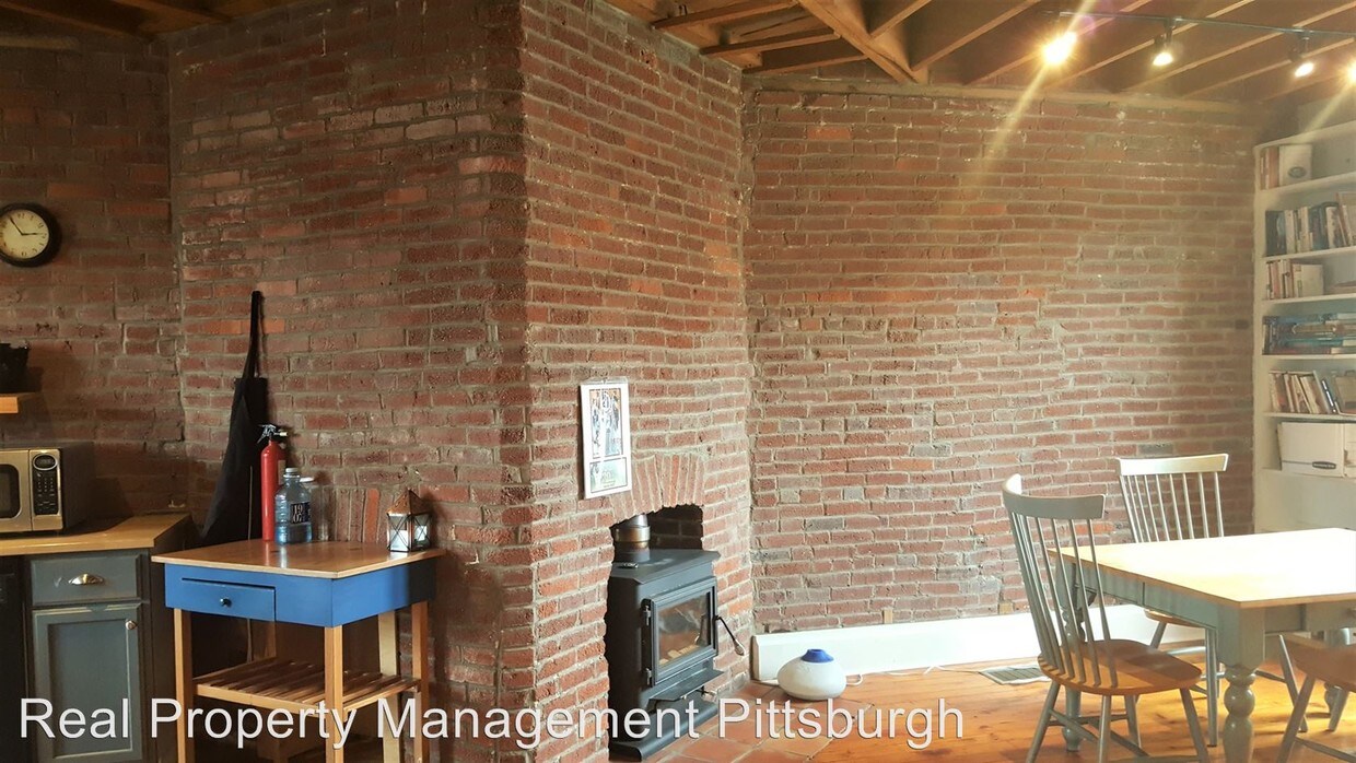 Primary Photo - 3721 Charlotte St