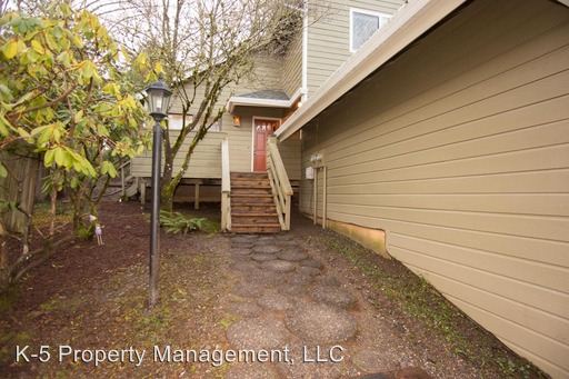 Building Photo - 15001 Boones Way