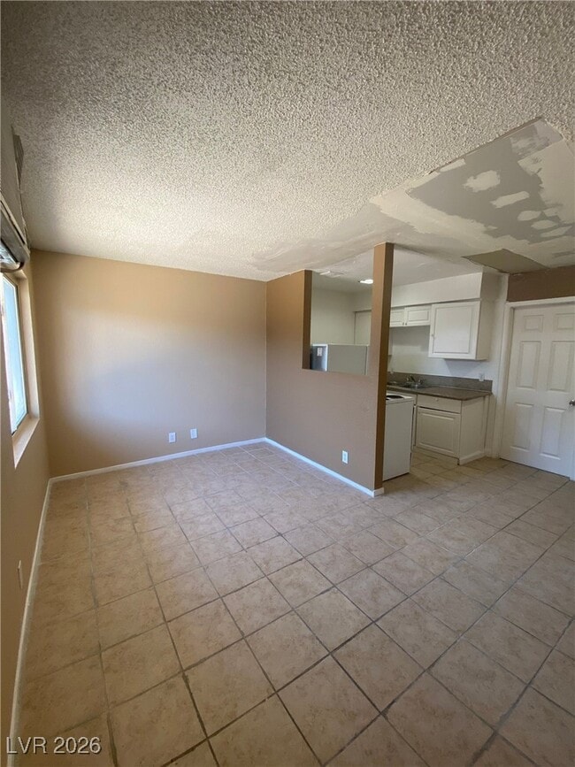 Building Photo - 236 W Philadelphia Ave