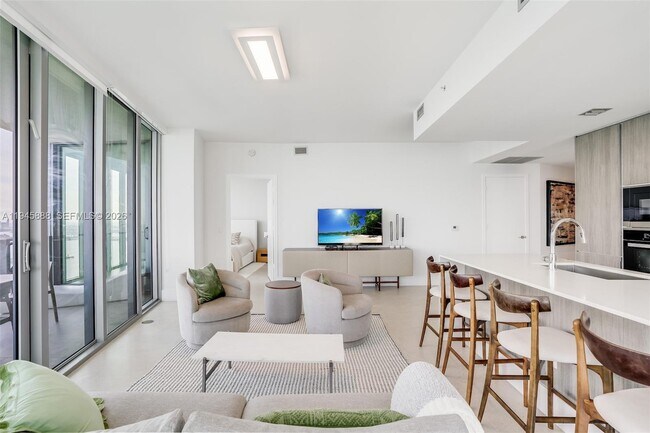 Foto del edificio - 2900 NE 7th Ave