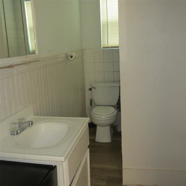 Foto del edificio - 3523 Winnie St