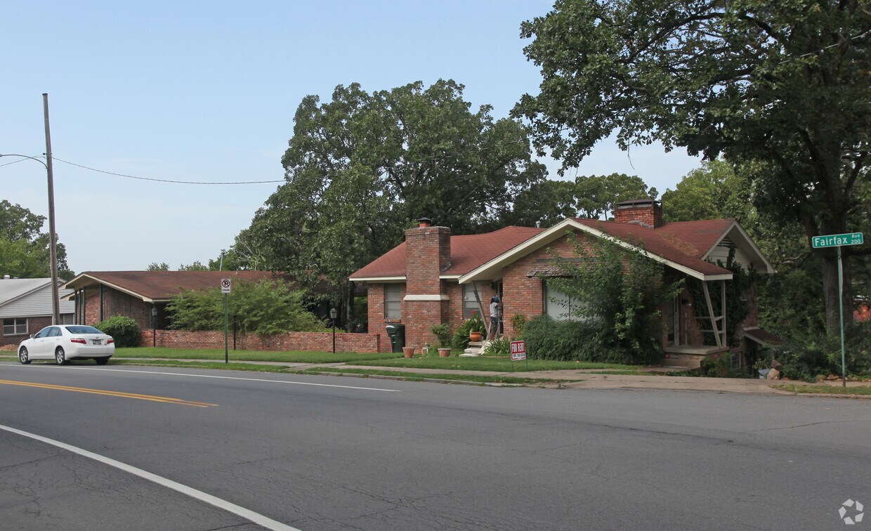 10211023 Kavanaugh Blvd, Little Rock, AR 72205 Apartments in Little