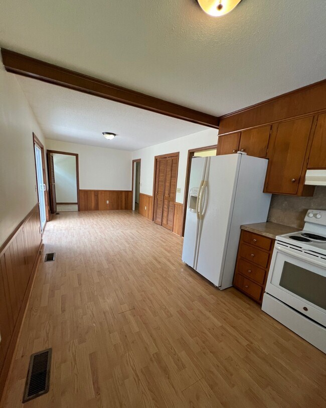 Foto del edificio - 1521 Cedar Ln