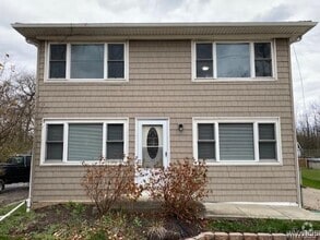 Building Photo - 5846 Sheridan Dr