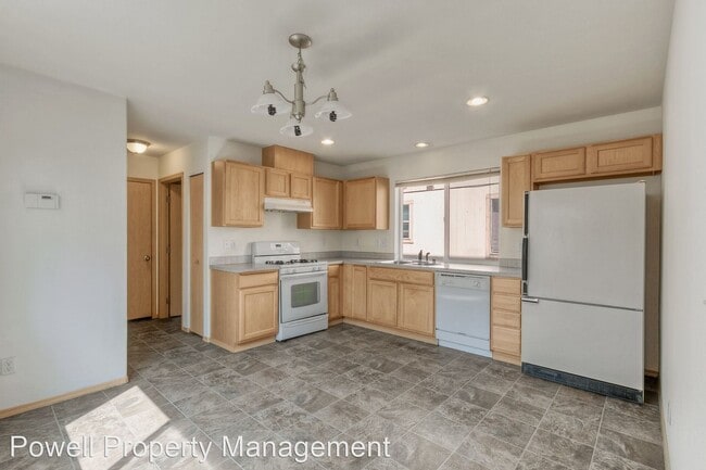 Building Photo - 3 br, 2.5 bath House - 10049 17th Ave SW