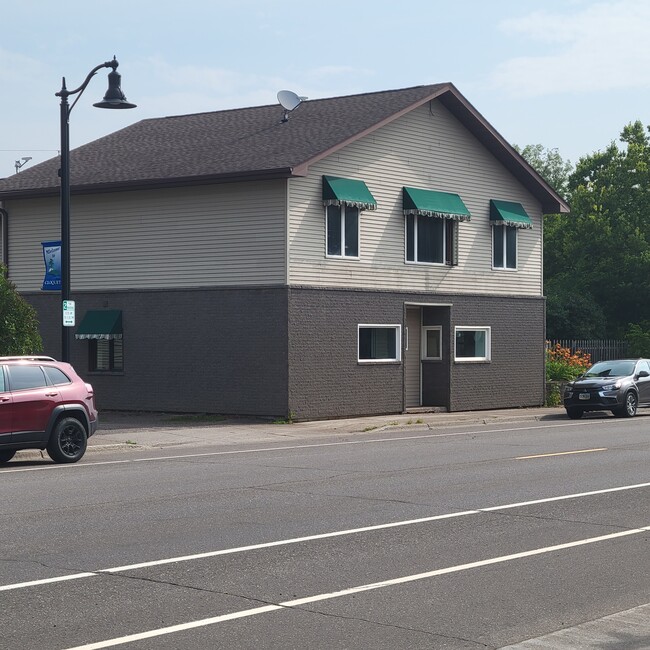 Building Front - 1531 Cloquet Ave