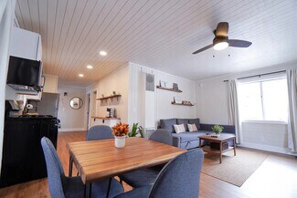 Building Photo - 405 Holmes Ln