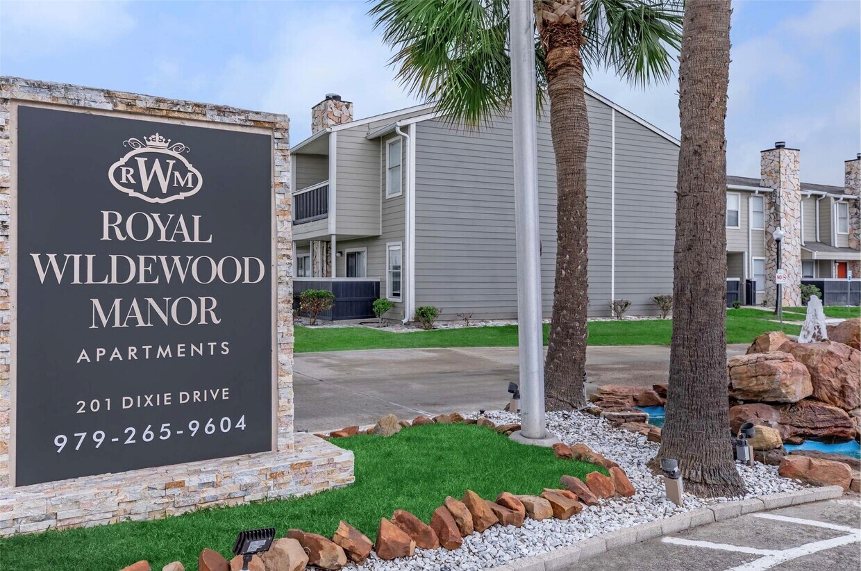 Foto principal - 201 Dixie Dr