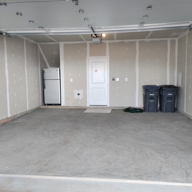 Building Photo - 6717 Karter Robinson Dr