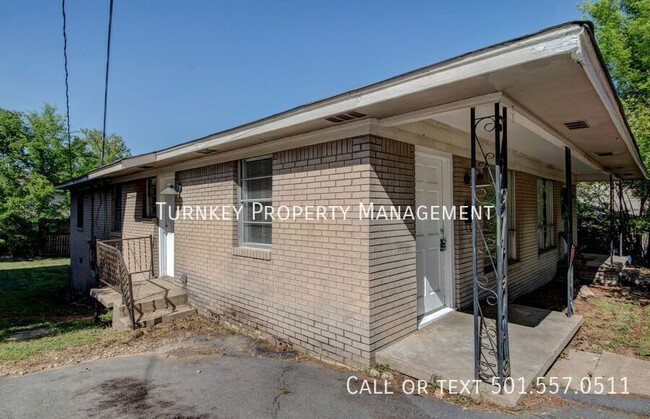 Building Photo - 5612 B St
