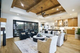 Building Photo - 3300 Jackson Ct