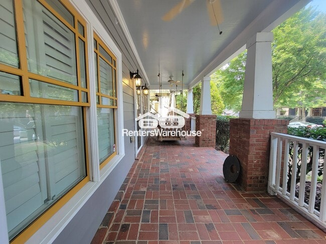 Foto del edificio - 1357 Benteen Park Dr SE