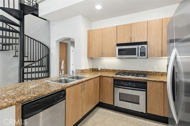 Foto del edificio - 525 11th Ave