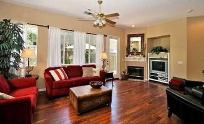 Building Photo - 11522 Miro Cir