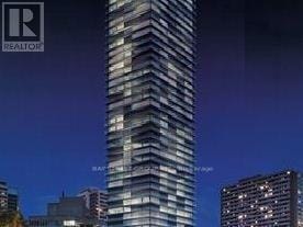 Building Photo - 33 Charles St E