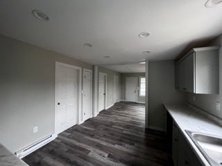 Building Photo - 917 7th Ave S