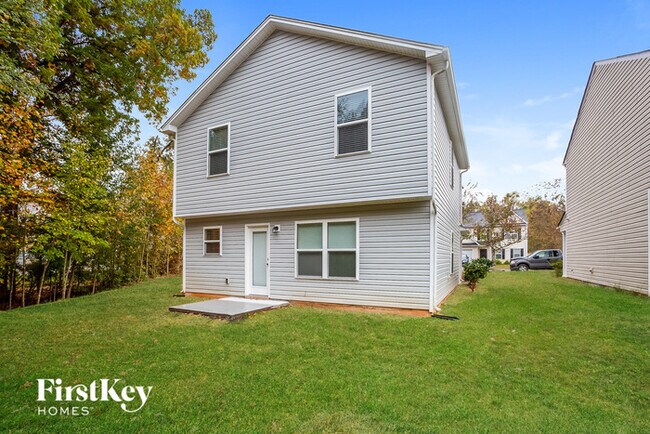 Foto del edificio - 4944 Rockwood Rd