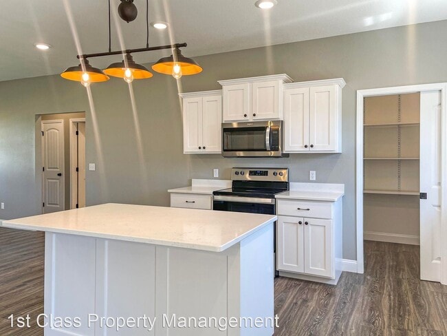 Building Photo - 3 br, 2 bath House - 501 Chase Trail