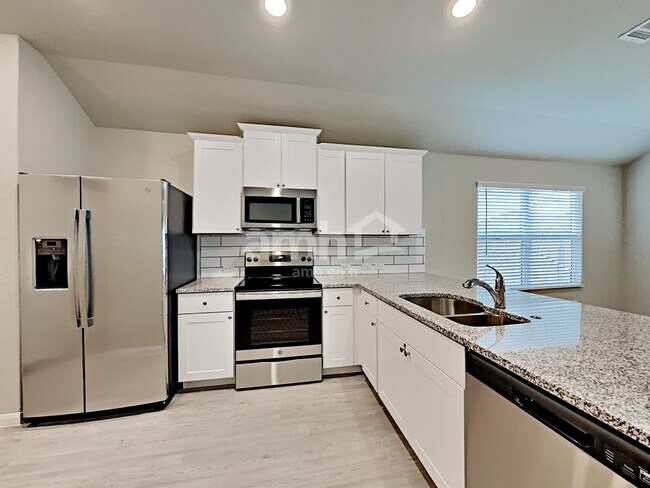Foto del edificio - 2713 Iberia Ct