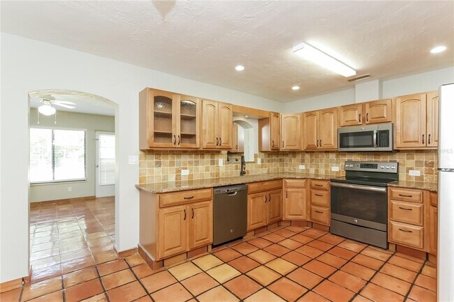 Foto del edificio - 2035 Goldenrod St