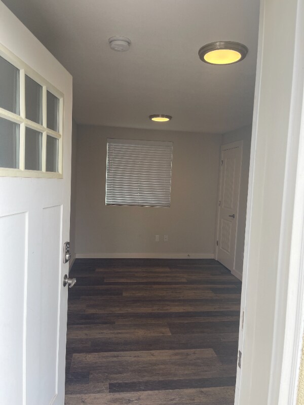 Foto del edificio - 1139 S G St